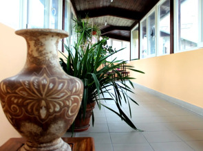 Fried Castle Hotel and Restaurant