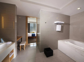 Holiday Inn Express Luoyang City Center by IHG