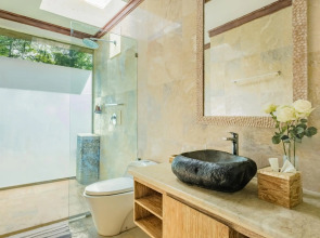 Отель The Kanjeng Resort Ubud