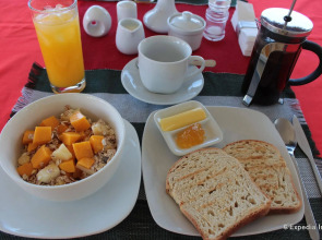 Al Faro Cosmio Hotel