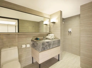 Tinidee Hotel Bangkok Golf Club