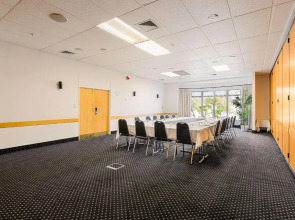 The Parnell Hotel & Conference Centre