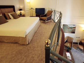 Anantara Palazzo Naiadi Rome Hotel