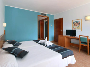 Ponient Pirámide Salou by PortAventura World