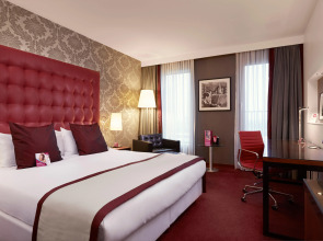 Crowne Plaza Amsterdam South by IHG