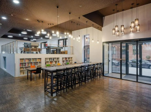 Dean’s Home Budapest