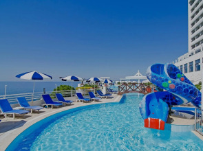 Korumar Deluxe Hotel