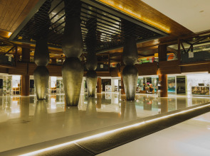 Double-Six Luxury Hotel