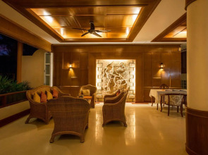 Lanta Casuarina Beach Resort