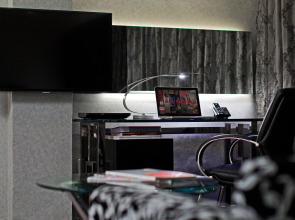 Отель Kew Green Wanchai HK