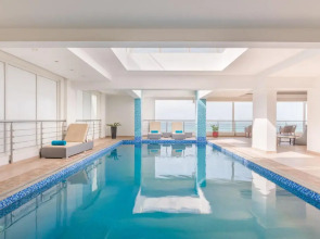 Al Hail Waves Hotel Managed By Centara