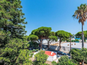 Jonathan City Apartments