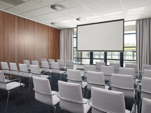 Corendon Amsterdam Schiphol Airport, a Tribute Portfolio Hotel