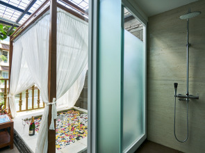 The Crystal Luxury Bay Resort Nusa Dua