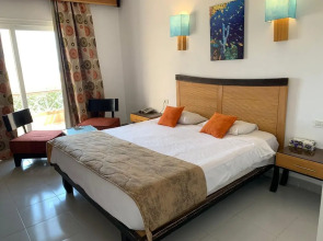 Sharm El Naga Resort and Diving Center