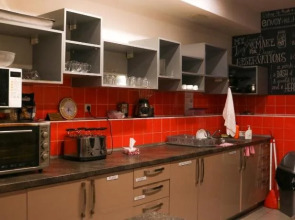 Envoy Hostel & Tours