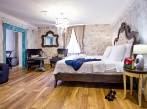 Plaza Marchi Old Town - MAG Quaint & Elegant Boutique Hotels