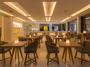 Central Athens Hotel