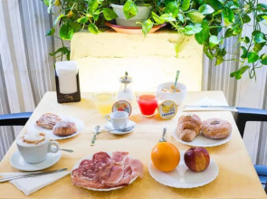 Отель Garibaldi