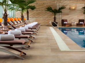 Renaissance Shanghai Pudong Hotel