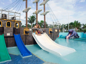 Отель Seadust Cancun Family Resort