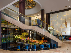 Отель Radisson Blu Leogrand