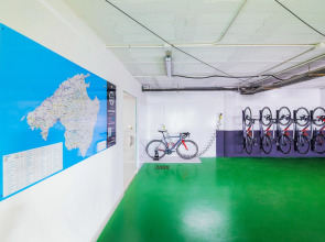 Отель H10 Casa del Mar