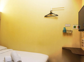 Smile Hotel Danau Kota