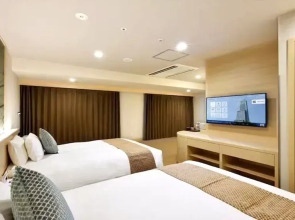 Odysis Suites Osaka Airport Hotel