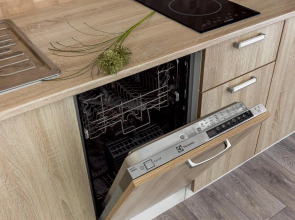 Deluxe Berzarina на улице Берзарина