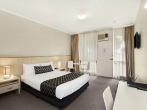 Adelaide Road Motor Lodge