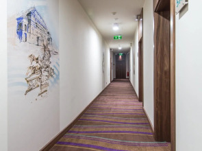 Merchant's Crown Suites and Spa