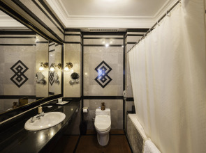 Hotel Majestic Saigon