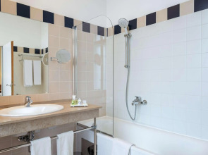 Rosh Rayhaan by Rotana