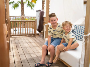 Magic Natura Animal, Waterpark & Polynesian Resort