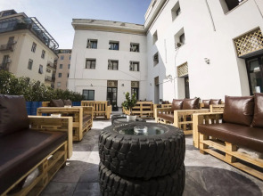 NeapolitanTrips Hostel and Bar