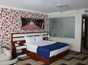 Business Grand Hotel