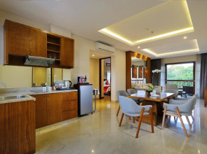 Royal Tulip Springhill Resort Jimbaran