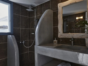 Athiri Santorini Hotel