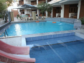 Rezeiky Hotel And Camp Luxor