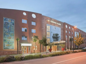 Crowne Plaza Venice East by IHG