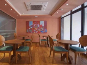 Отель Athens Center Square