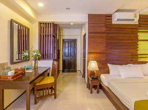 Lanta Pura Beach Resort