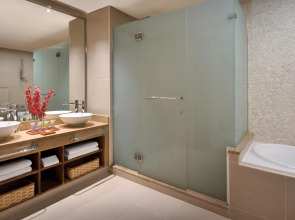 Mövenpick Resort & Spa Tala Bay Aqaba