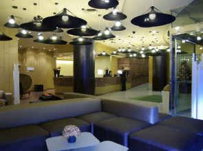 Suites Plaza Hotel & Wellness