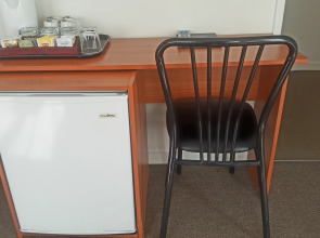 Kiwi International Hotel