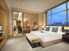 Somerset Grand Central Dalian