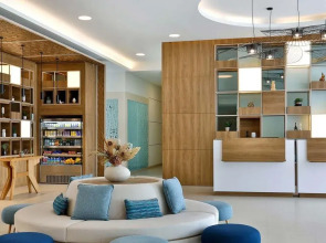 Element Dubai Airport