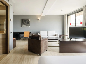 Hotel ILUNION Almirante