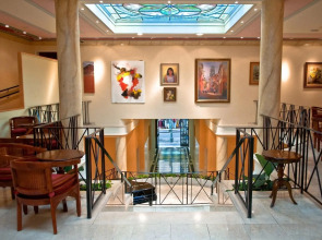 RF Astoria - Only Adults